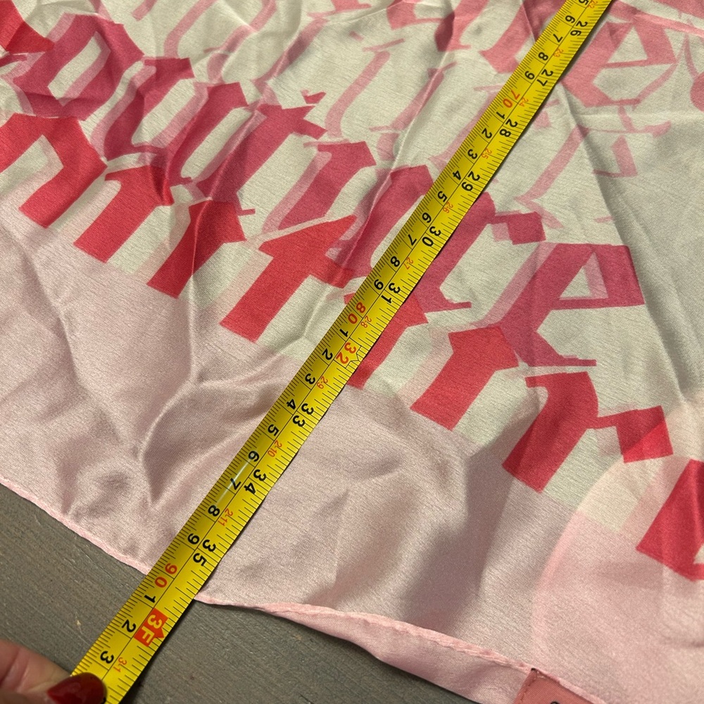 Stunning Juicy couture scarf - Picture 4 of 6